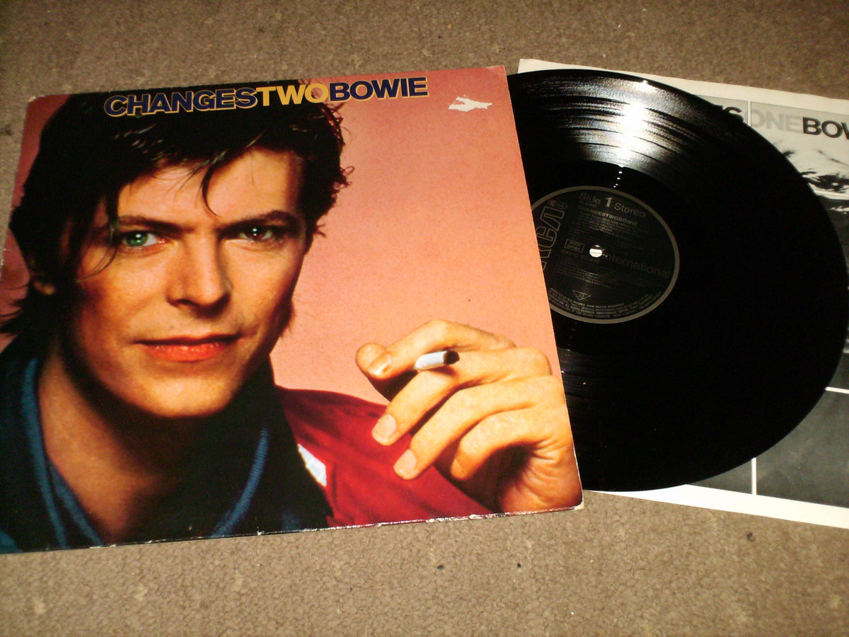 David Bowie - Changestwobowie