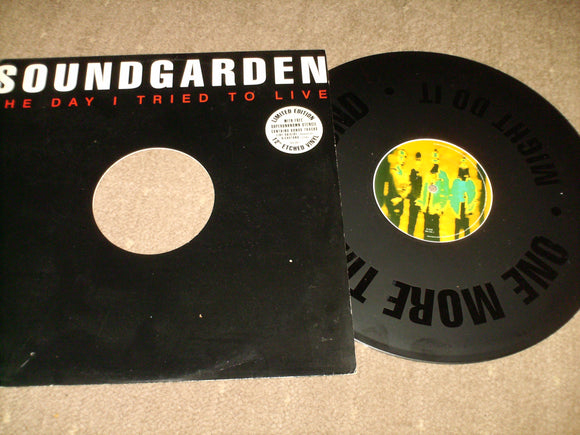 Soundgarden - The Day I Tried To Live