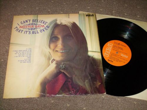 Skeeter Davis - I Cant Believe That Its All Over