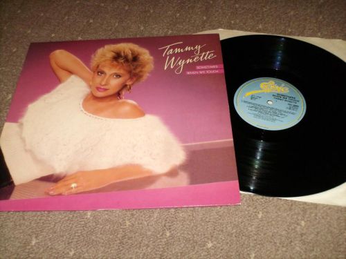 Tammy Wynette - Sometimes When We Touch