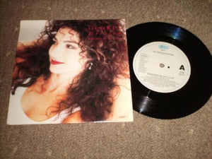 Gloria Estefan - Remember Me With Love