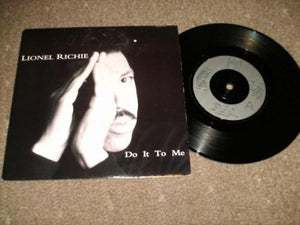 Lionel Richie - Do It To Me