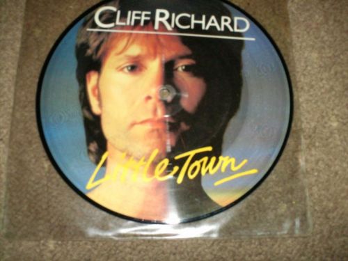 Cliff Richard - Little Town