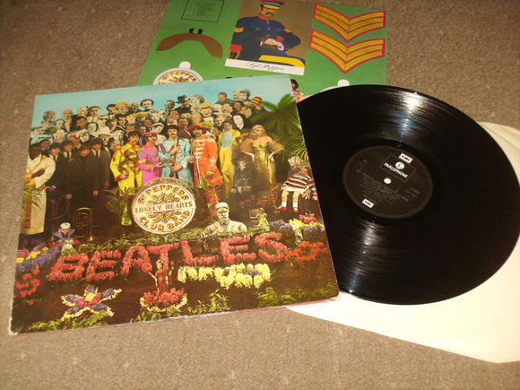 The Beatles  - Sgt Peppers Lonely Hearts Club Band
