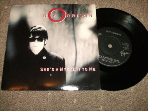 Roy Orbison - She's A Mystery To Me