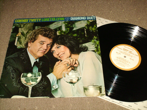 Conway Twitty And Loretta Lynn - Diamond Duet