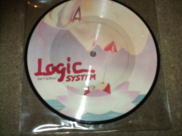 Logic System - Domino Dance