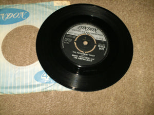 Danny Peppermint And The Jumping Jacks - The Peppermint Twist