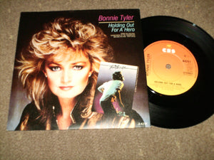 Bonnie Tyler - Holding Out For A Hero