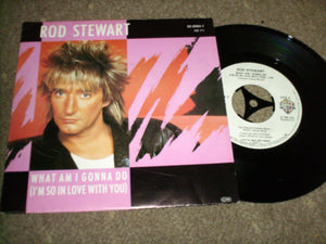 Rod Stewart - What Am I Gonna Do [I'm So In Love With You]