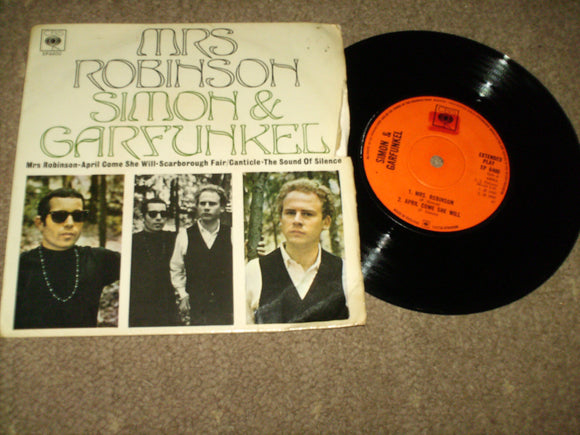 Simon And Garfunkel - Mrs Robinson