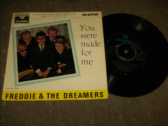 Freddie And The Dreamers - You Were Made For Me